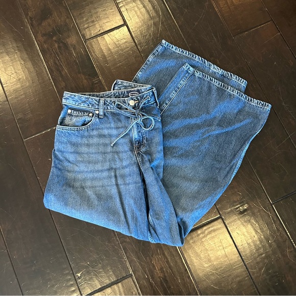 Wide Leg  Jeans in Medium Blue with functional drawstring - Women's size 12 - Picture 6 of 10